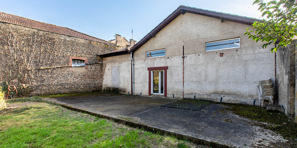 immeuble à AIRE SUR L ADOUR (40800)